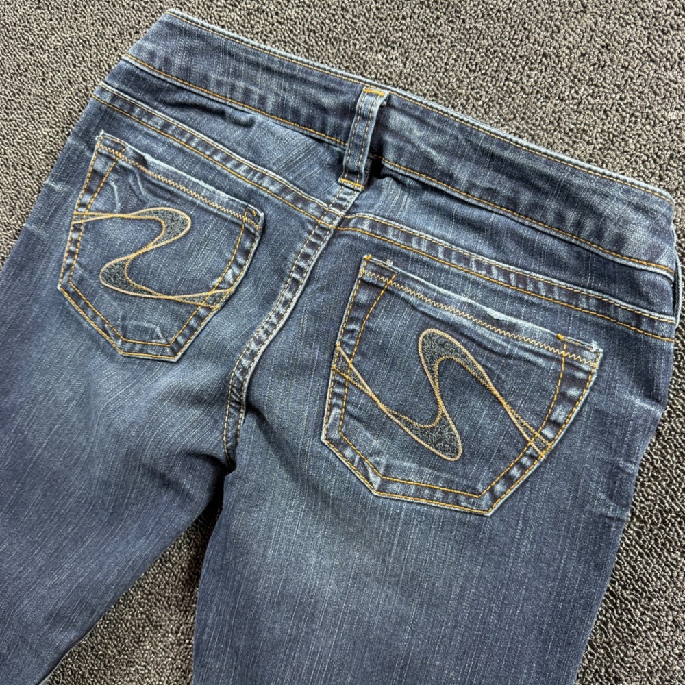 Vintage Silver Jeans Co Tuesday Low Rise Bootcut Women's 28x31 Distressed Denim